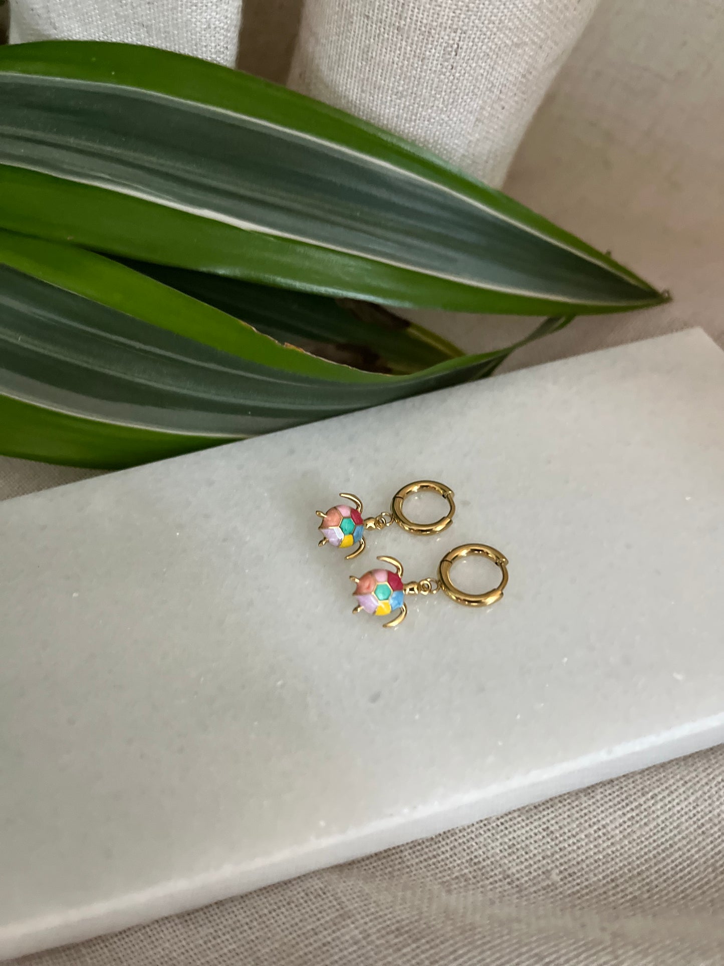 Pendientes mini tortuga