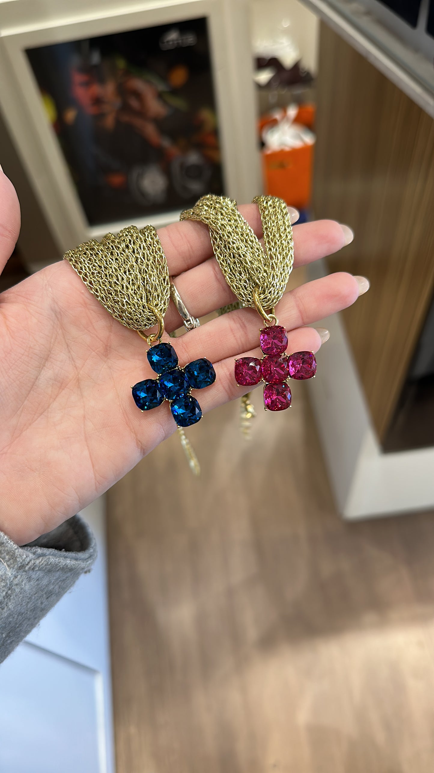 Collar malla + cruz de cristal